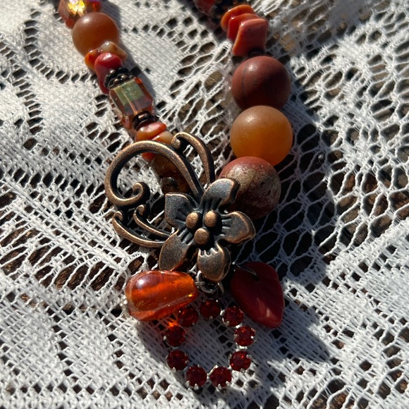 HM042 Agate, Gold stone, shell, & Czech with copper findings Bracelet - Picture 5 of 5